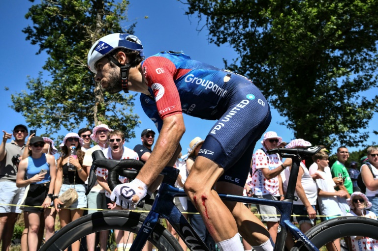 Guillaume Martin-Guyonnet dans le final de la 7e étape du Tour de France à Mûr-de-Bretagne, le 11 juillet 2025