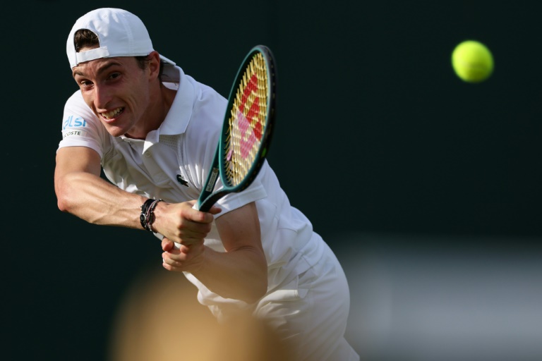 Le Françaos Ugo Humbert au 1er tour de Wimbledon contre son compatriote Gaël Monfils le 1er juillet 2025 à Londres