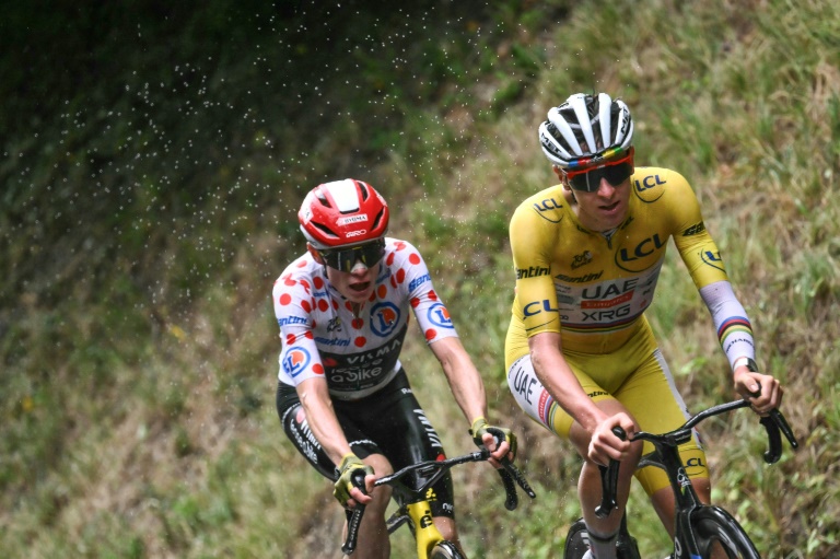 Tadej Pogacar et Jonas Vingegaard lors de la 19e étape du Tour de France entre Albertville et La Plagne, le 25 juillet 2025