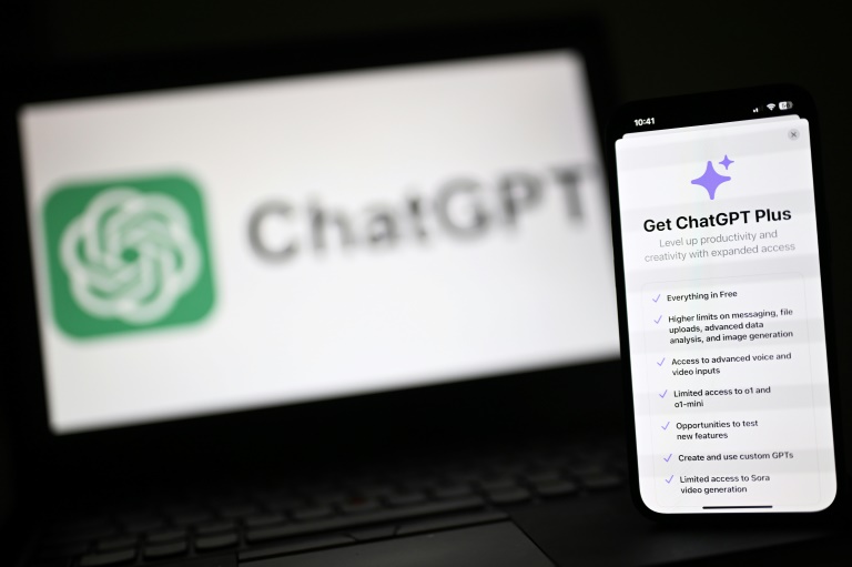 Photo d'illustration de l'application et du site ChatGPT, le 20 février 2025