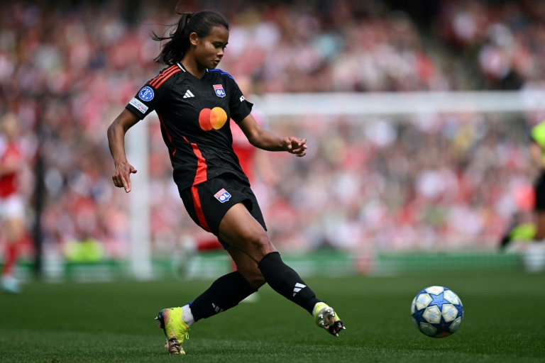 Alice Sombath avec l'Olympique lyonnais lors d'un match de Ligue des champions contre Arsenal, le 19 avril 2025 à Londres