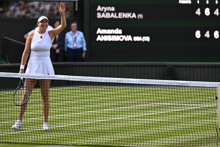 Amanda Anisimova après sa victoire contre Aryna Sabalenka en demi-finales de Wimbledon, le 10 juillet 2025
