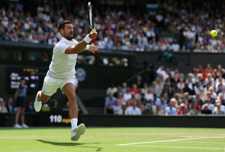 Novak Djokovic opposé à Alex De Minaur à Wimbledon le 7 juillet 2025