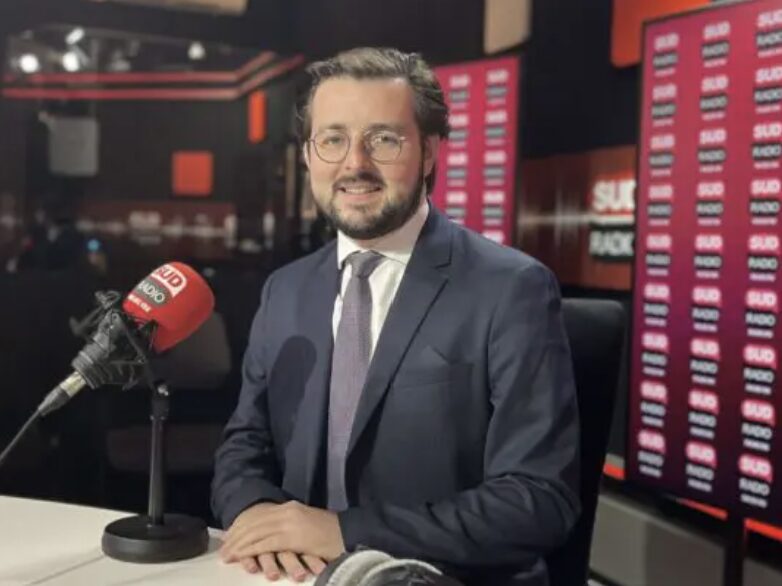 Philippe Brun, censure, bayrou, budget