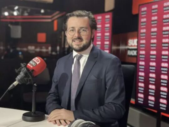 Philippe Brun, Député PS de l'Eure et fondateur de Ligne Populaire