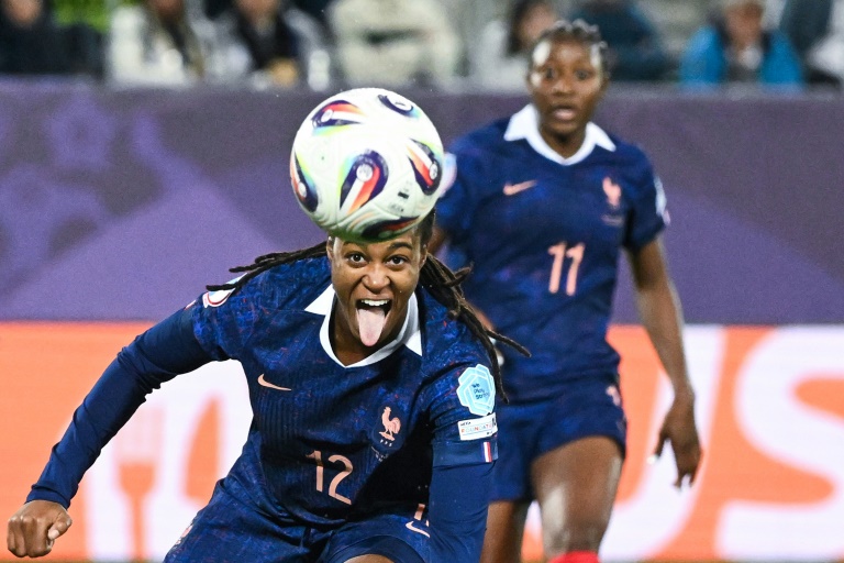 L'attaquante des Bleues Marie-Antoinette Katoto face au pays de Galles, lors de l'Euro-2025, à Saint-Gall en Suisse, le 9 juillet 2025