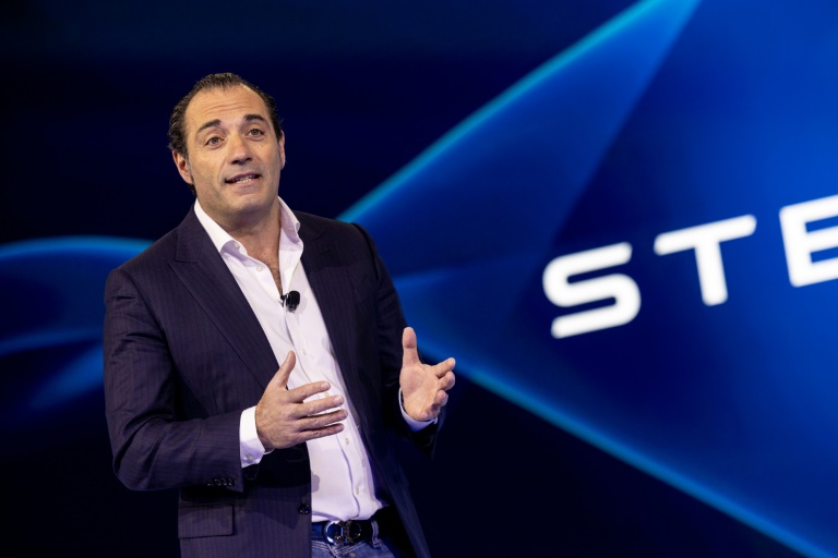 Le nouveau directeur général de Stellantis Antonio Filosa à Los Angeles, le 21 novembre 2024