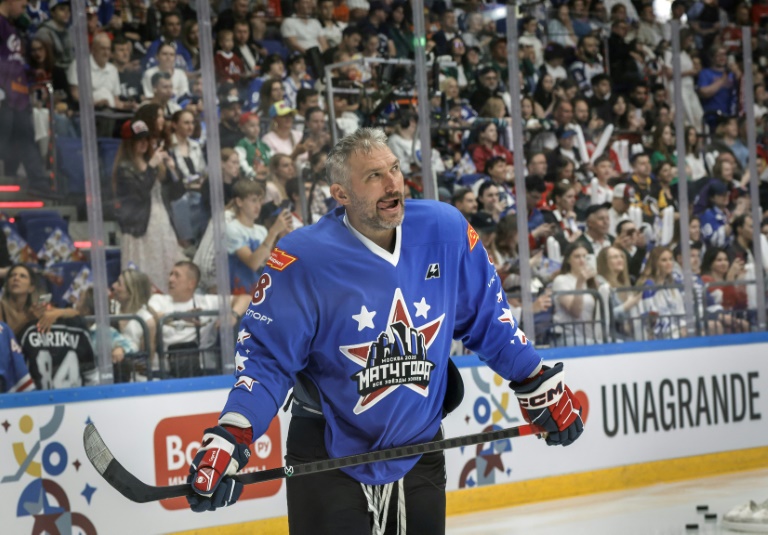 Le hockeyeur russe Alex Ovechkin lors d'un match de bienfaisance à Moscou le 13 juillet 2025