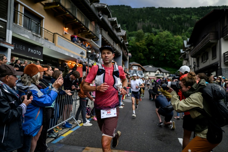 Le traileur français Francois d'Haene lors de la 22e édition de l'UTMB, à Chamonix, le 29 août 2025