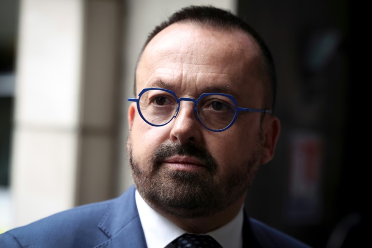 Le ministre français de la Santé Yannick Neuder à Paris, le 22 juillet 2025