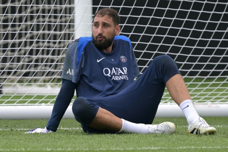 Le gardien italien du PSG  Gianluigi Donnarumma lors d'un entraînement dans la Rutgers University de Piscataway dans le  New Jersey le 11 juillet 2025 avant la finale de la Coupe du monde des clubs contre  Chelsea aux Etats-Unis