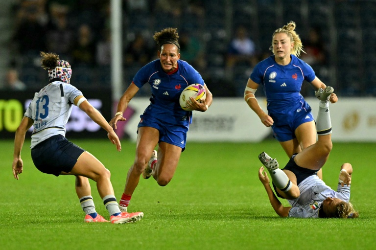 Le XV de France a fait un grand pas vers la première place de son groupe en battant l'Italie (24-0) pour son premier match du Mondial-2025 samedi à Exeter