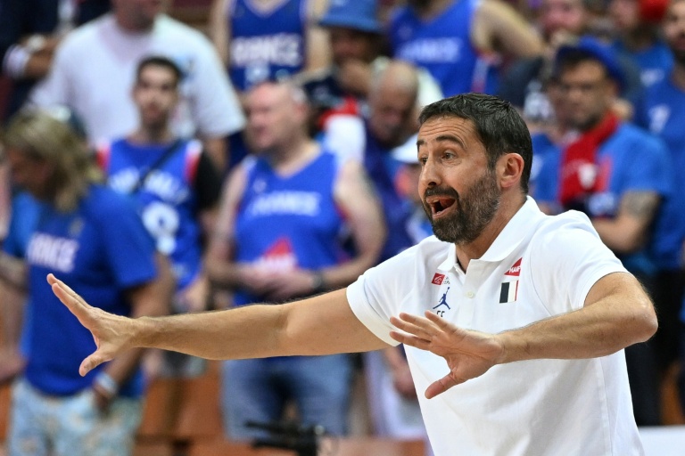 Le sélectionneur Frédéric Fauthoux, victorieux avec les Bleus de la Belgique à Katowice, le 28 août 2025, veut limiter l'influence de Luka Doncic