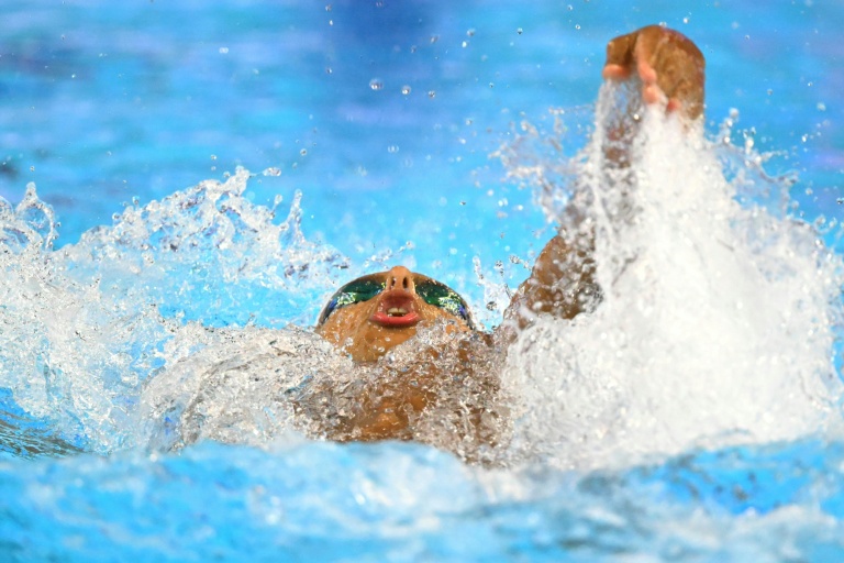 Le Français Yohann Ndoye-Brouard, médaillé de bronze sur le 200 m dos aux Championnats du monde de natation de Singapour, le 1er août 2025.