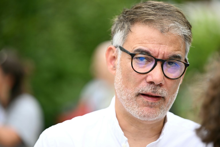 Le premier secrétaire socialiste Olivier Faure lors des universités d'été des Ecologistes à Strasbourg le 21 août 2025