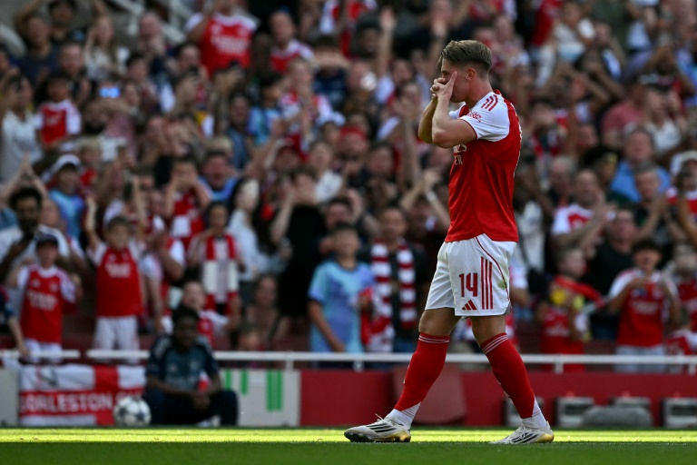 Le Suédois Viktor Gyökeres, meilleur buteur européen la saison dernière, célèbre un but avec son nouveau club Arsenal, face à l'Athletic Bilbao à l'Emirates Stadium, le 9 août 2025.