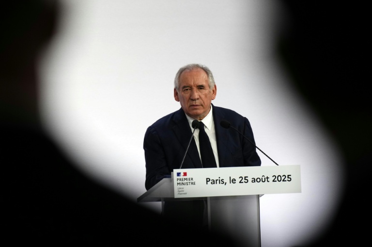 Le Premier ministre François Bayrou s'exprime lors d'une conférence de presse à Paris, le 25 août 2025