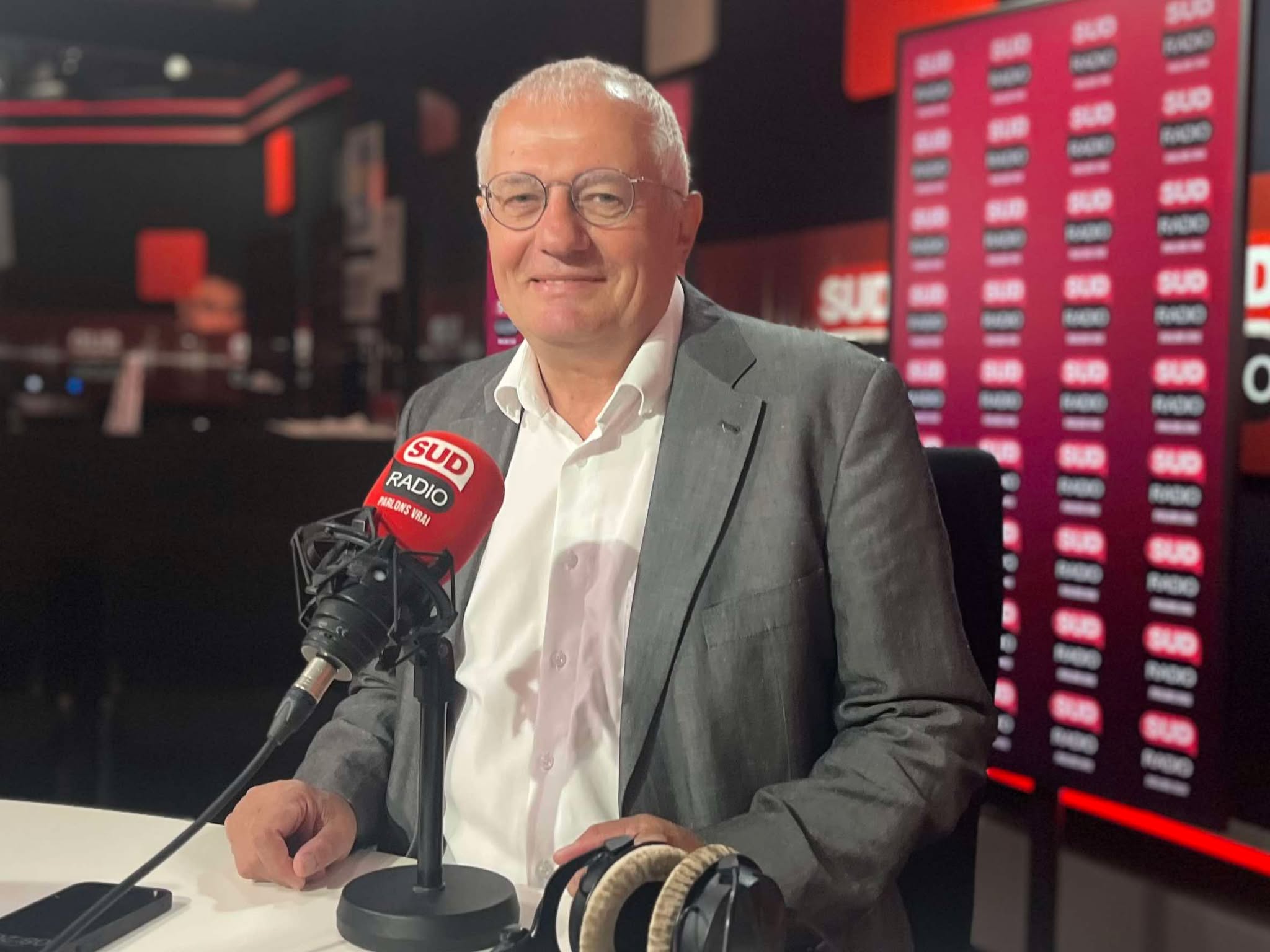 Jean-Marie Vilain, Maire divers droite de Viry-Châtillon, dans l’Essonne, délinquance, sécurité