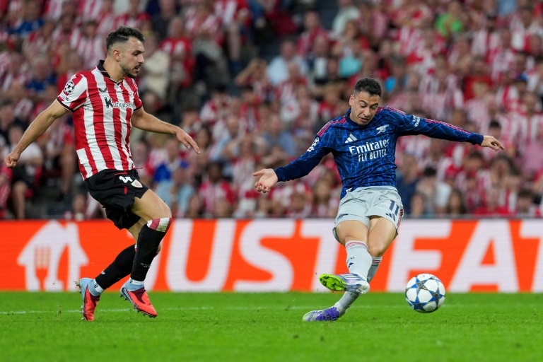 L'attaquant brésilien d'Arsenal Gabriel Martinelli (à droite) lors du match de Ligue des champions contre Bilbao, le 15 septembre 2025
