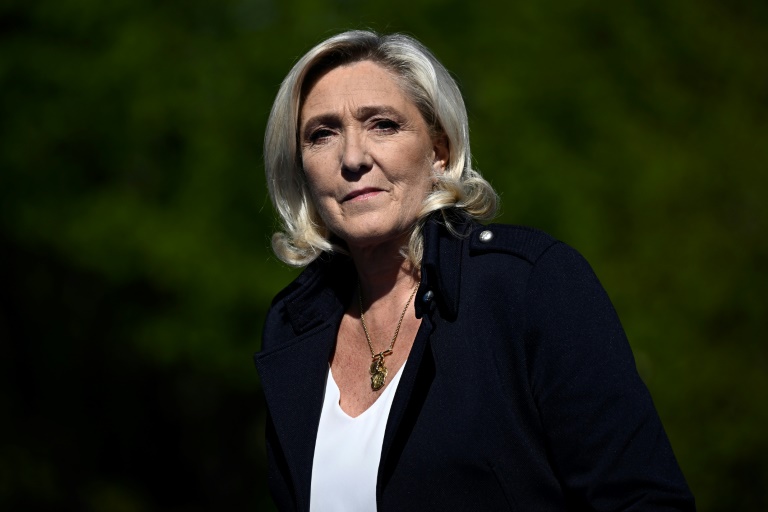La cheffe des députés du Rassemblement national Marine Le Pen à Paris, le 6 avril 2025
