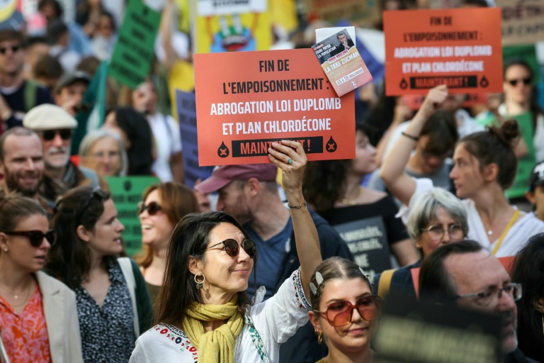 Manifestation pour le climat et la justice sociale à Paris, le 28 septembre 2025