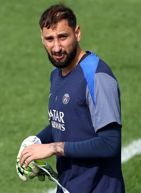 Le gardien Gianluigi Donnarumma à l'entraînement dans le centre du PSG à Poissy le 21 août 2025 près de Paris