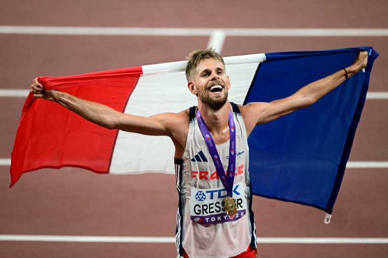Jimmy Gressier est devenu le premier français champion du monde sur 10.000m, à Tokyo, le 14 septembre 2025