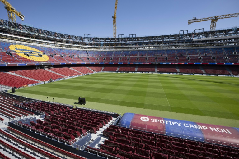 Les travaux de rénovation se poursuivent au Camp Nou, le stade du FC Barcelone, le 23 septembre 2025