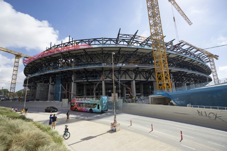 Le Camp Nou, stade du FC Barcelone, fait l'objet de travaux de rénovation le 20 septembre 2025