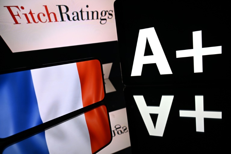 L'agence de notation Fitch, qui a dégradé en septembre la note souveraine de la France en citant son instabilité politique et sa fragilité budgétaire