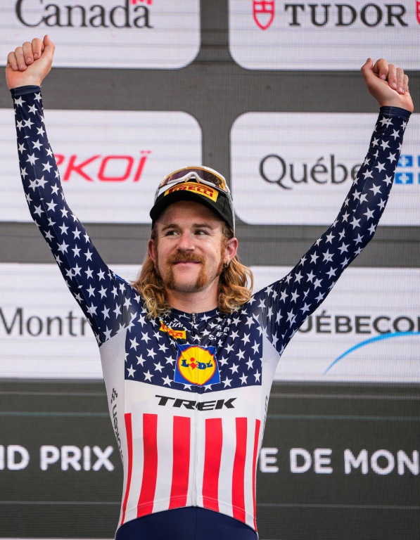 L'Americain Quinn Simmons sur le podium du Grand Prix Cycliste de Montreal après sa troisième place le 14 septembre 2035 à Montréal