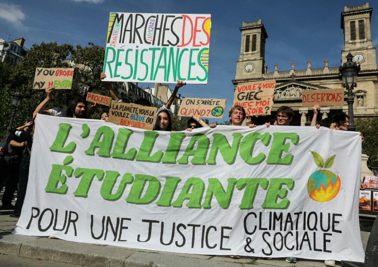 Manifestation pour le climat et la justice sociale à Paris, le 28 septembre 2025