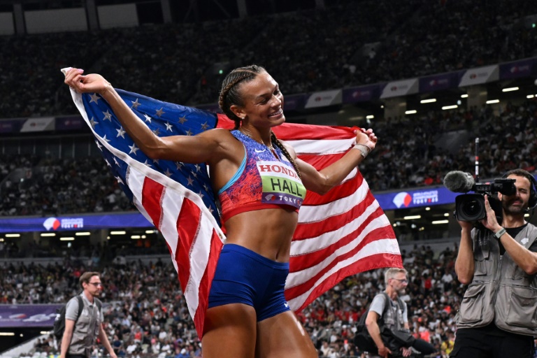 L'Américaine Anna Hall, médaillée d'or en l'heptathlon samedi aux championnats du monde d'athlétisme à Tokyo.