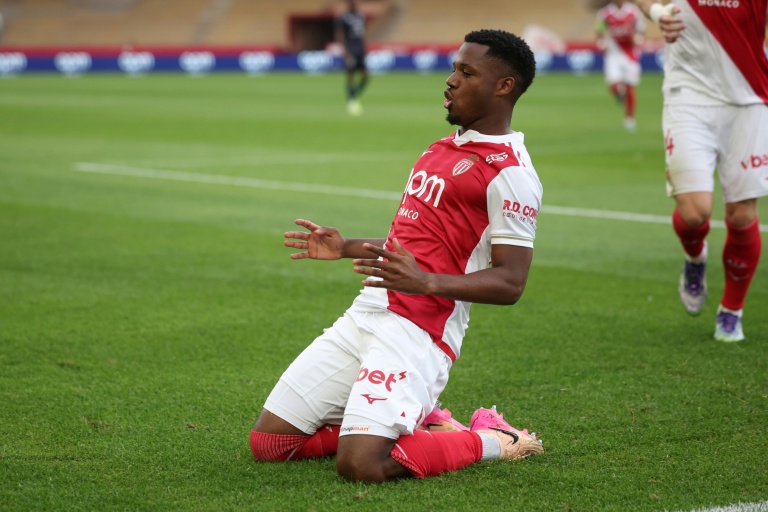 L'attaquant espagnol Ansu Fati, double buteur pour Monaco contre Metz en Ligue 1 le 21 septembre 2025 au stade Louis II à Monaco
