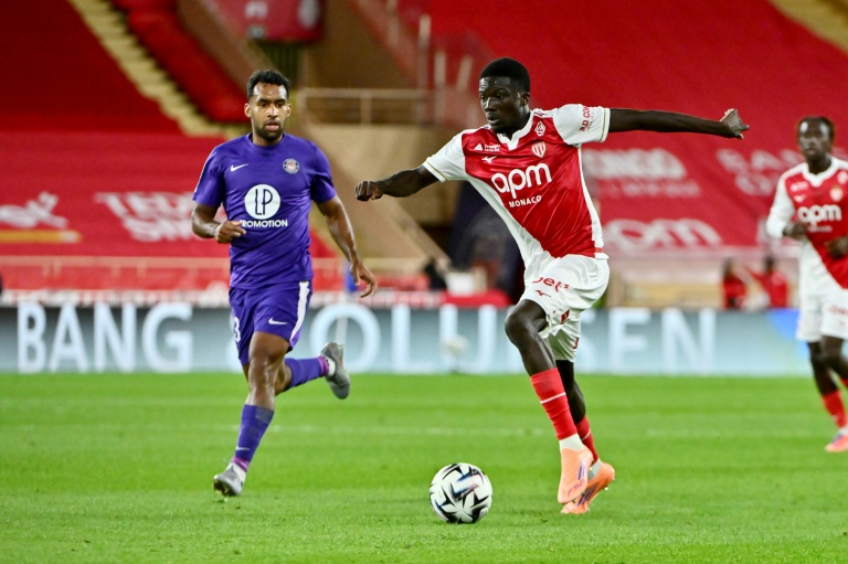 Le défenseur de Monaco Kassoum Ouattara face à Toulouse, à Monaco, le 25 octobre 2025