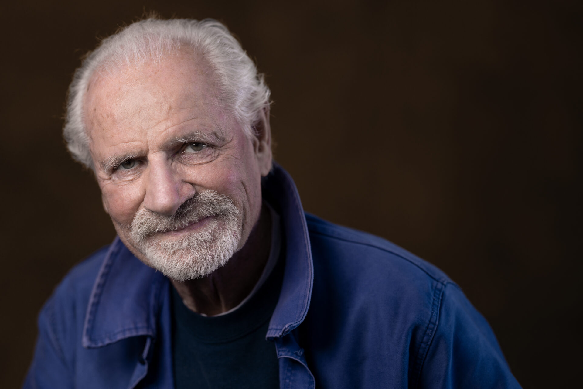 Portrait de Yann Arthus-Bertrand (Photo by JOEL SAGET / AFP)