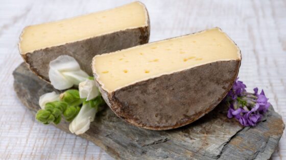 Association fleurs et fromages