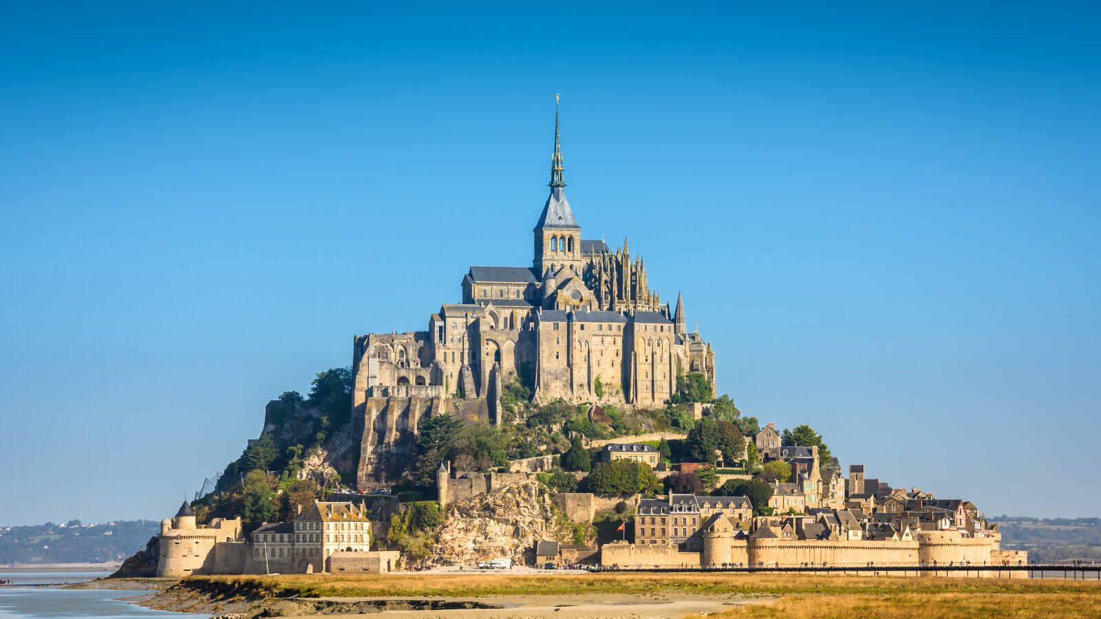 Sept touristes secourus aux mont-saint-michel