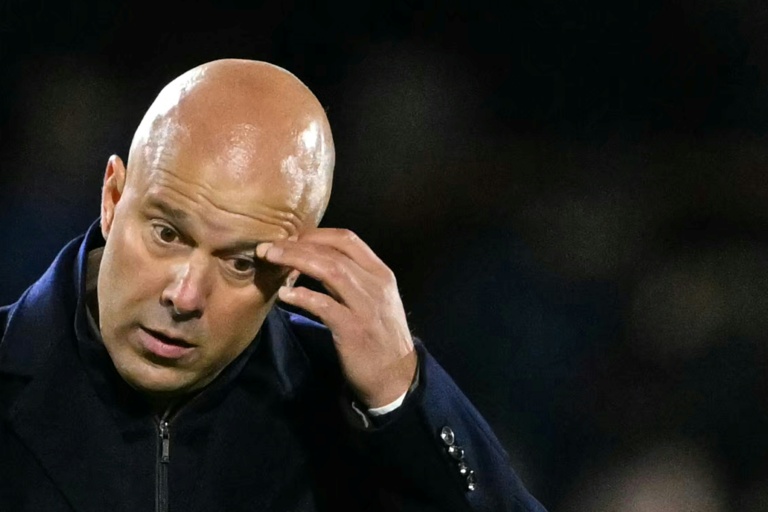 L'entraîneur de Liverpool Arne Slot après le match de Premier League perdu contre Brentford, le 25 octobre 2025