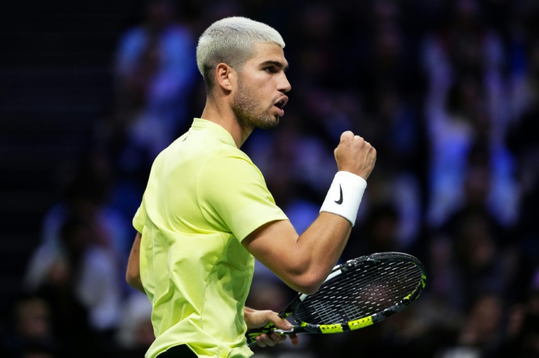 L'Espagnol Carlos Alcaraz lors de son match du 2e tour du Masters 1000 de Paris contre le Britannique Cameron Norrie le 28 octobre 2025