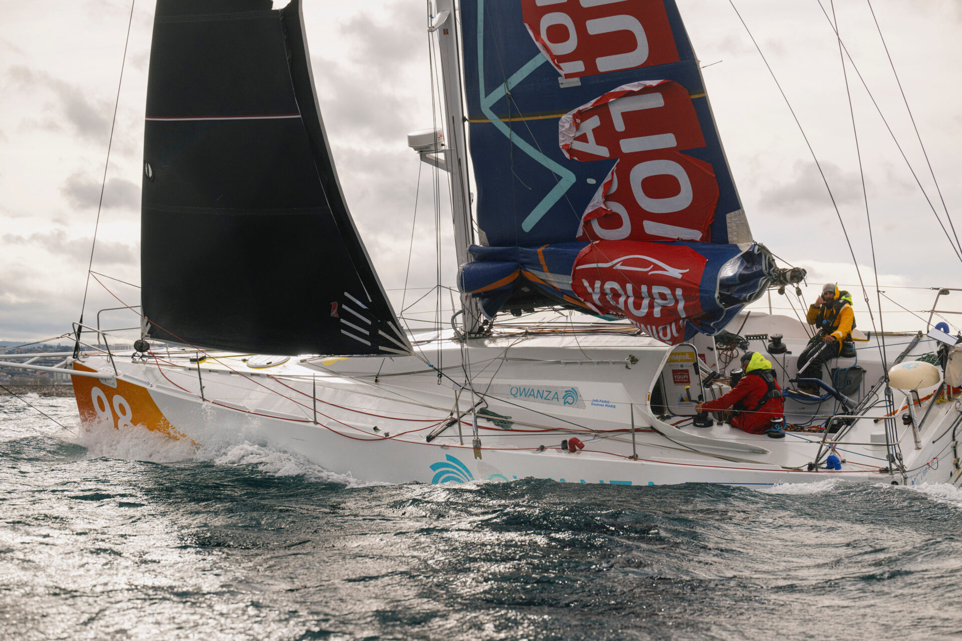 Class 40 Rêve à Perte De Vue skippers Joël Paris et Goulven Marie