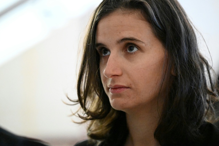 La biathlète Julia Simon lors de son procès devant le tribunal d'Albertville, le 24 octobre 2025