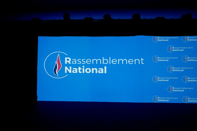 Comme LFI, le Rasseblement national (RN) se lance à l'asaut des municipales en envoyant en nombre des députés en tablant sur leur notoriété pour s'implanter durablement dans les villes