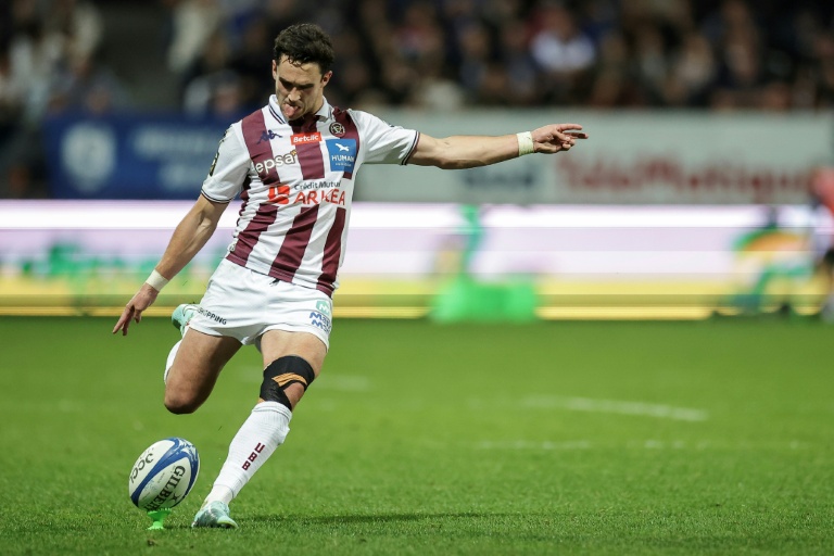 Joseph Carbery bute pour l'UBB à Castres le 1er novembre 2025