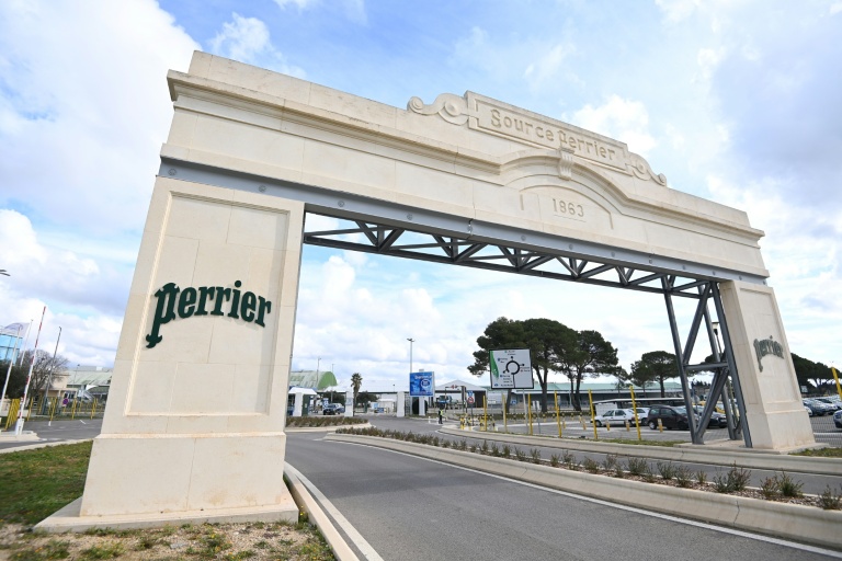 L'entrée de l'usine Perrier à Vergèze (Gard), le 7 février 2025