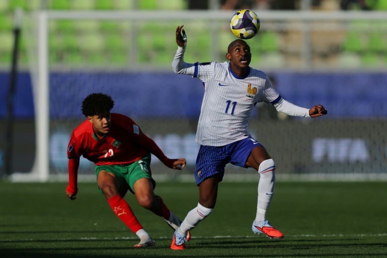 Le jeune attaquant de Marseille et de l'équipe de France Tadjidine Mmadi lors d'un match du Mondial-U20 contre le Maroc, au Chili le 15 octobre 2025