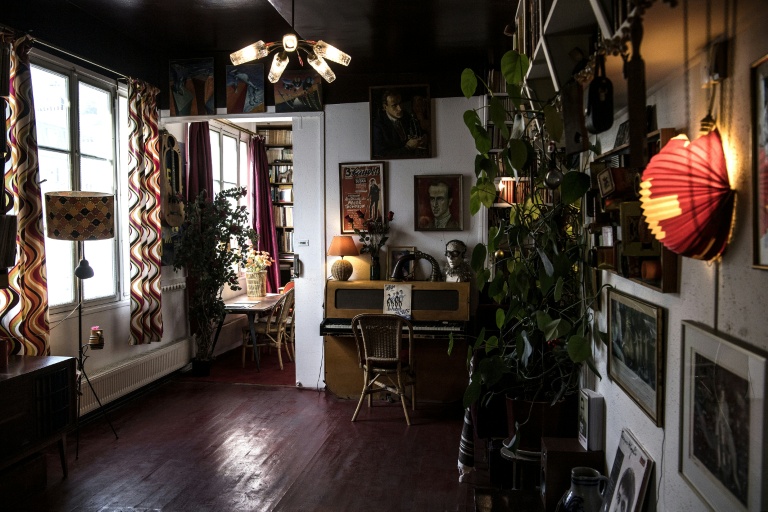 Le salon de l'appartement de Boris Vian, le 3 octobre 2019, à Paris