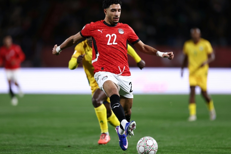 Omar Marmoush marque le premier but de l'Egypte contre le Zimbabwe à la Coupe d'Afrique des nations le 22 décembre 2025 à Agadir