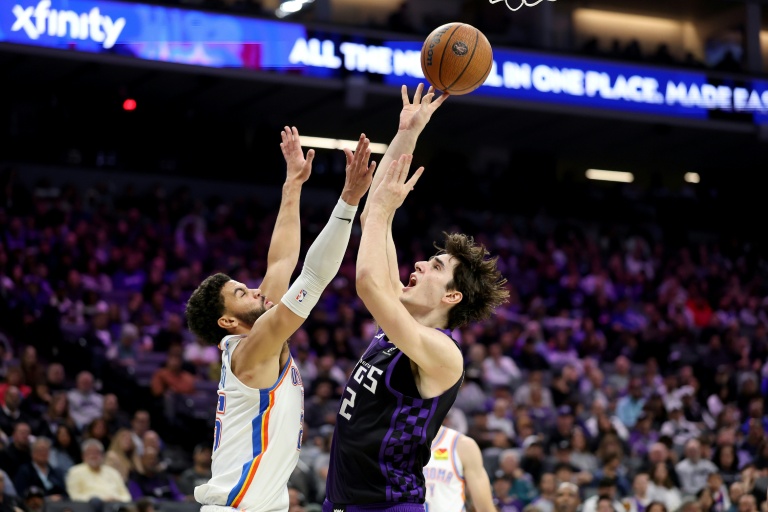 Le Français Maxime Raynaud lors du match de NBA entre les Sacramento Kings et Oklahoma City Thunder le 7 novembre 2025 à Sacramento