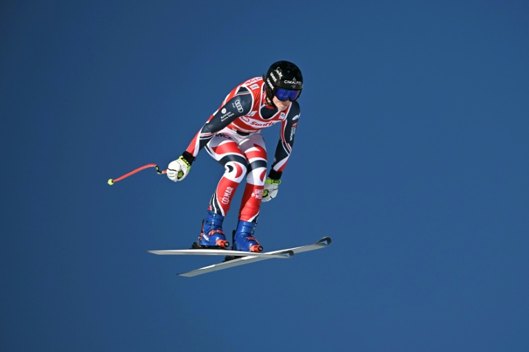 La Française Romane Miradoli lors de la seconde descente de Saint-Moritz le 13 décembre 2025